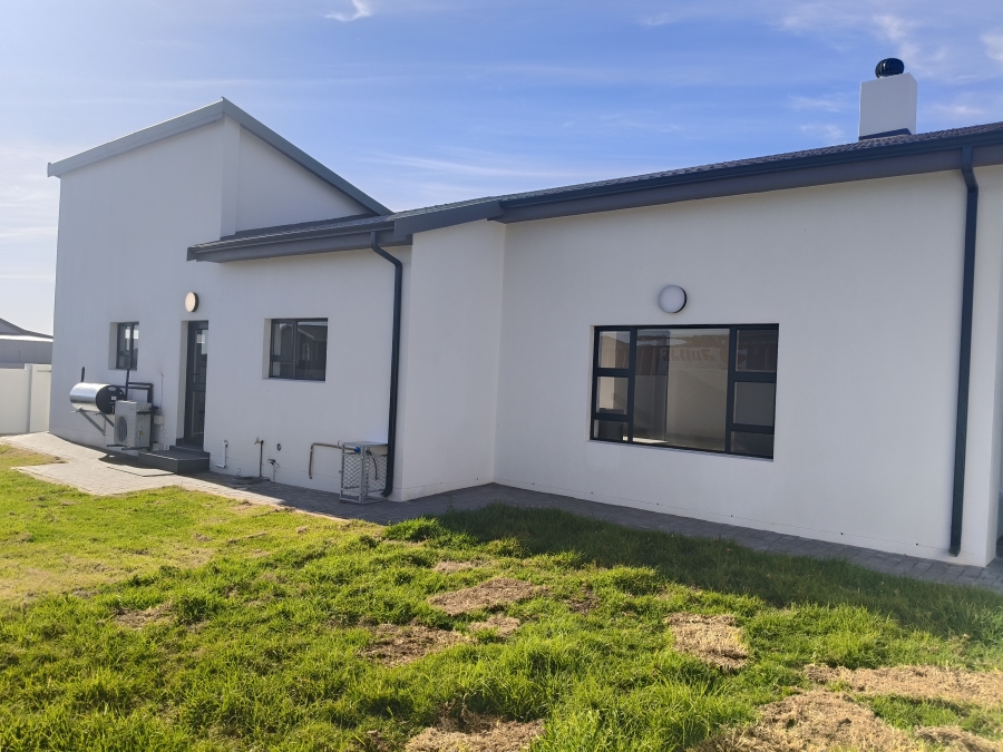 4 Bedroom Property for Sale in Fountains Estate Eastern Cape
